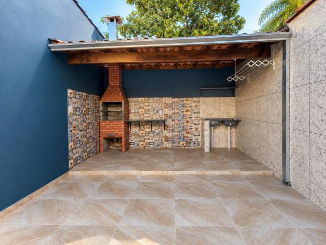 Casa / Sobrado para Locação em Pouso Alegre/MG Centro 2 Quartos