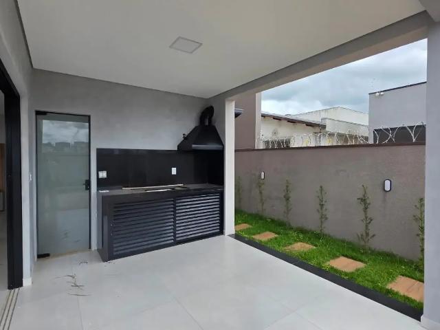 Casa / Sobrado para Locação em Pouso Alegre/MG Centro 3 Quartos