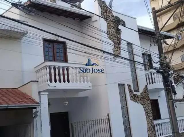 Casa / Sobrado para Locação em Pouso Alegre/MG Centro 4 Quartos