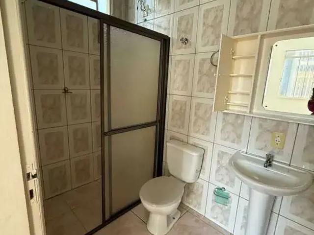 Casa / Sobrado para Locação em Poços de Caldas/MG Centro 2 Quartos