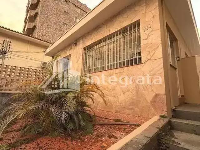 Casa / Sobrado para Locação em Poços de Caldas/MG Centro 3 Quartos