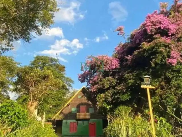 Casa / Sobrado para Locação em Poços de Caldas/MG Jardim dos Estados 8 Quartos