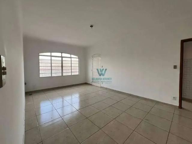 Casa / Sobrado para Locação em Poços de Caldas/MG Santa Ângela 3 Quartos