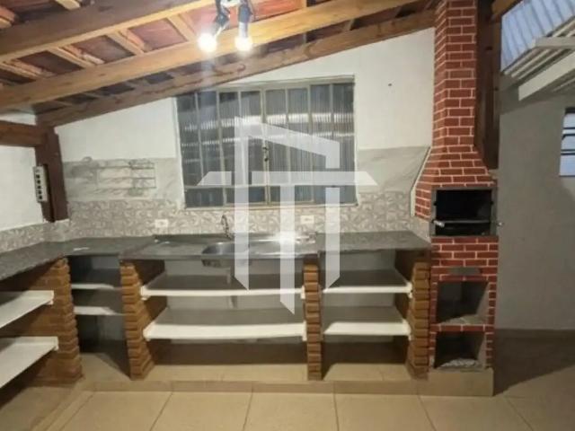 Casa / Sobrado para Locação em Poços de Caldas/MG Vila Nossa Senhora de Fátima 3 Quartos