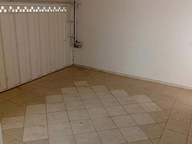 Casa / Sobrado para Locação em Poços de Caldas/MG Village São Luiz 3 Quartos