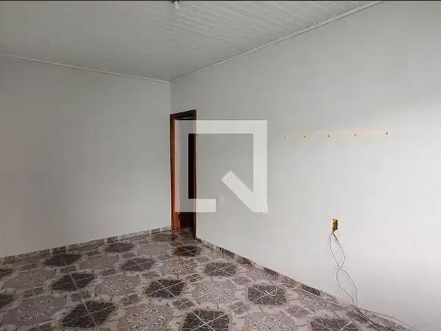 Casa / Sobrado para Locação em Poá/SP Cidade Kemel 2 Quartos