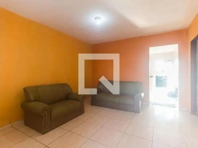 Casa / Sobrado para Locação em Poá/SP Jardim Áurea 2 Quartos