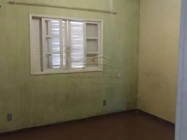 Casa / Sobrado para Locação em Poá/SP Jardim Estela 4 Quartos
