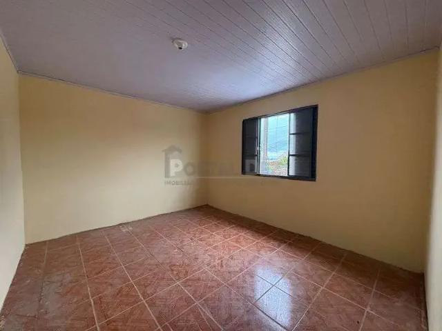 Casa / Sobrado para Locação em Ponta Grossa/PR Contorno 3 Quartos