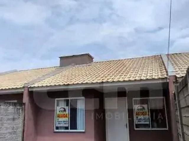 Casa / Sobrado para Locação em Ponta Grossa/PR Contorno 2 Quartos