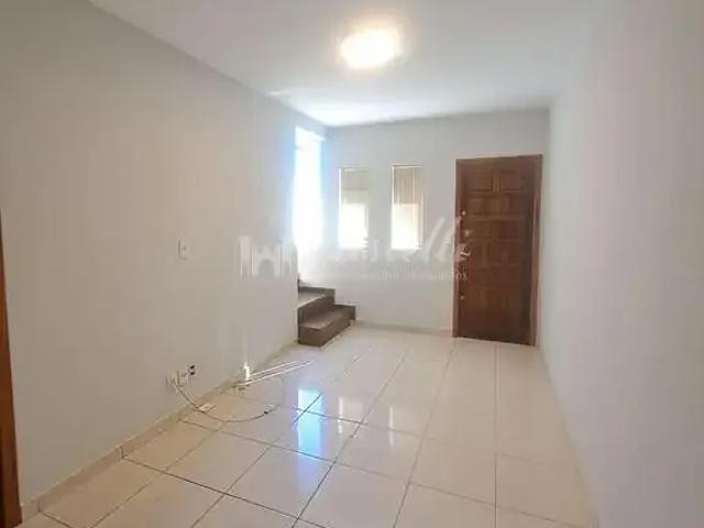 Casa / Sobrado para Locação em Ponta Grossa/PR Contorno 2 Quartos