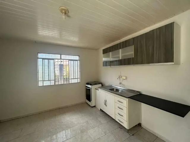 Casa / Sobrado para Locação em Ponta Grossa/PR Centro 3 Quartos