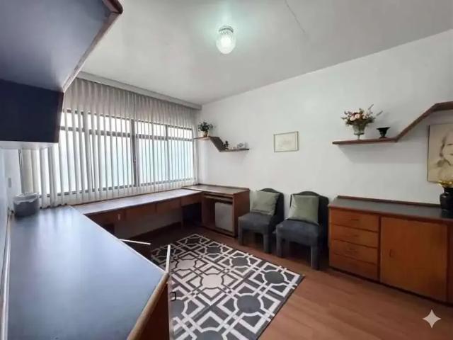 Casa / Sobrado para Locação em Ponta Grossa/PR Boa Vista 4 Quartos