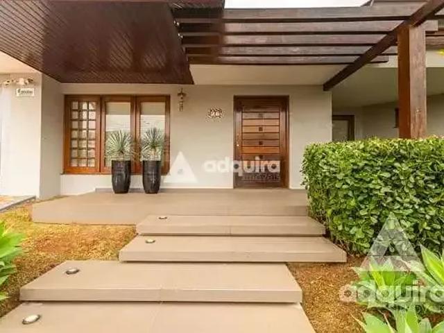Casa / Sobrado para Locação em Ponta Grossa/PR Estrela 4 Quartos