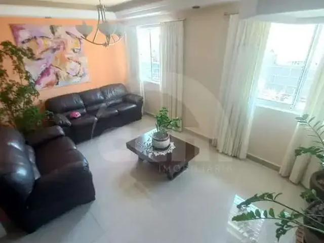 Casa / Sobrado para Locação em Ponta Grossa/PR Estrela 4 Quartos