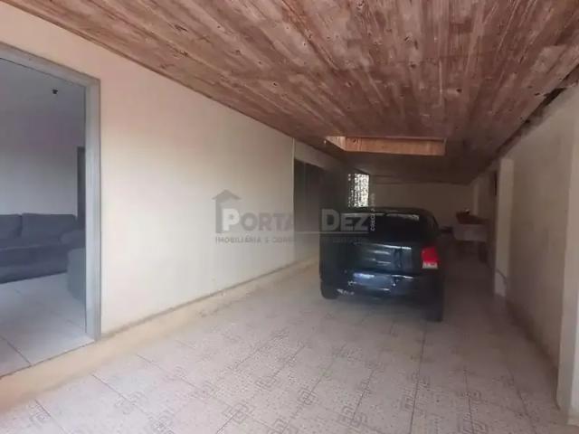 Casa / Sobrado para Locação em Ponta Grossa/PR Oficinas 3 Quartos