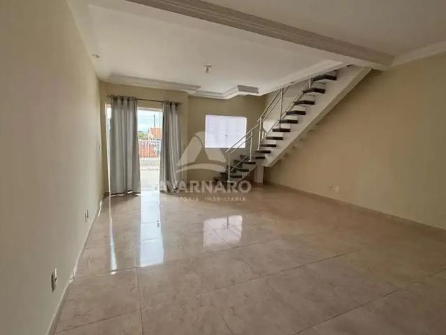 Casa / Sobrado para Locação em Ponta Grossa/PR Oficinas 3 Quartos