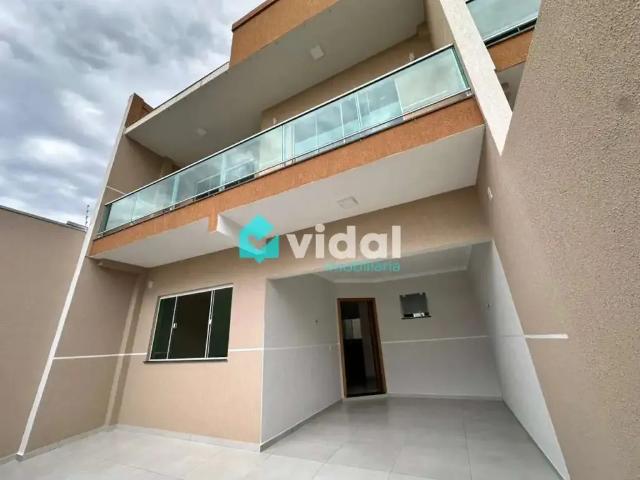 Casa / Sobrado para Locação em Ponta Grossa/PR Oficinas 3 Quartos