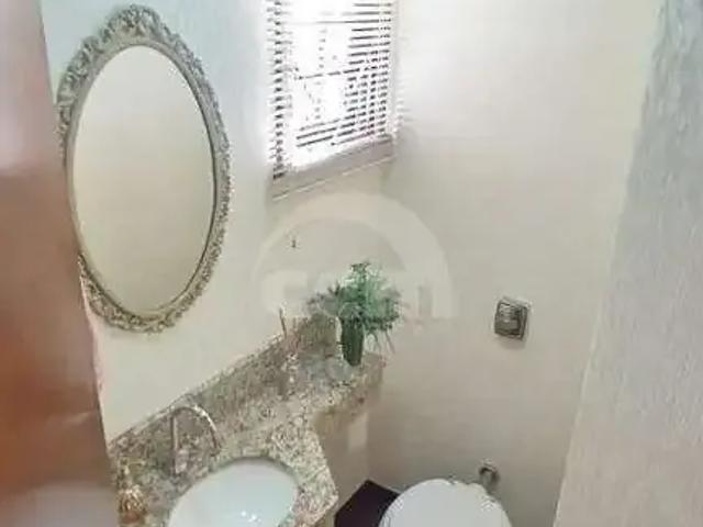 Casa / Sobrado para Locação em Ponta Grossa/PR Oficinas 4 Quartos