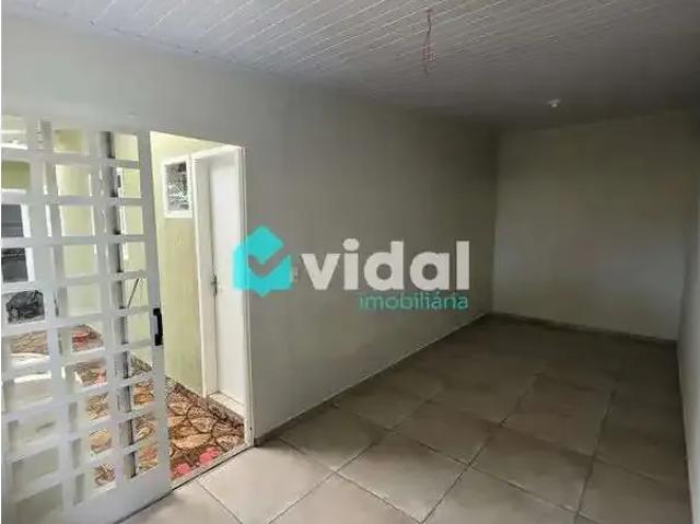 Casa / Sobrado para Locação em Ponta Grossa/PR Nova Rússia 2 Quartos