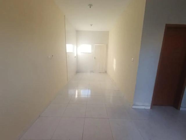 Casa / Sobrado para Locação em Ponta Grossa/PR Piriquitos 2 Quartos