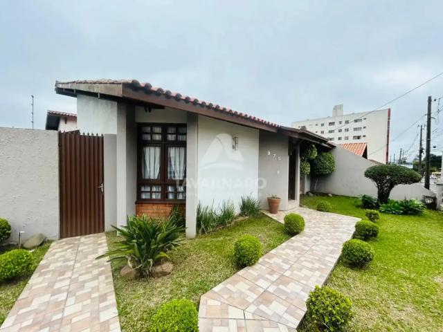 Casa / Sobrado para Locação em Ponta Grossa/PR Ronda 3 Quartos