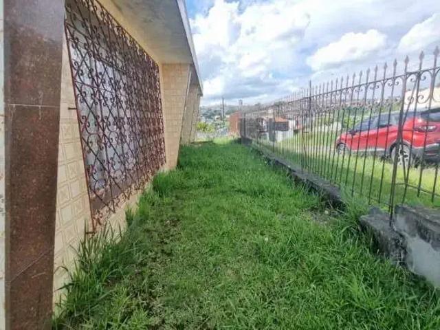 Casa / Sobrado para Locação em Ponta Grossa/PR Ronda 4 Quartos