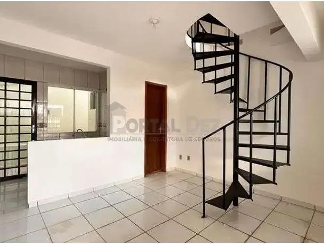 Casa / Sobrado para Locação em Ponta Grossa/PR Uvaranas 2 Quartos
