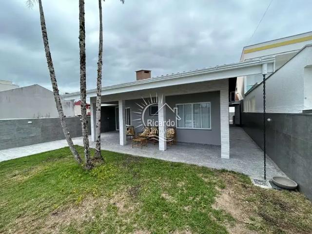 Casa / Sobrado para Locação em Pontal do Paraná/PR Atami
