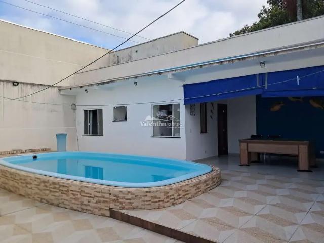 Casa / Sobrado para Locação em Pontal do Paraná/PR Carmery 3 Quartos