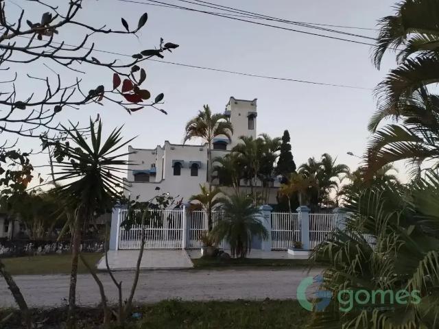 Casa / Sobrado para Locação em Pontal do Paraná/PR Grajaú 4 Quartos