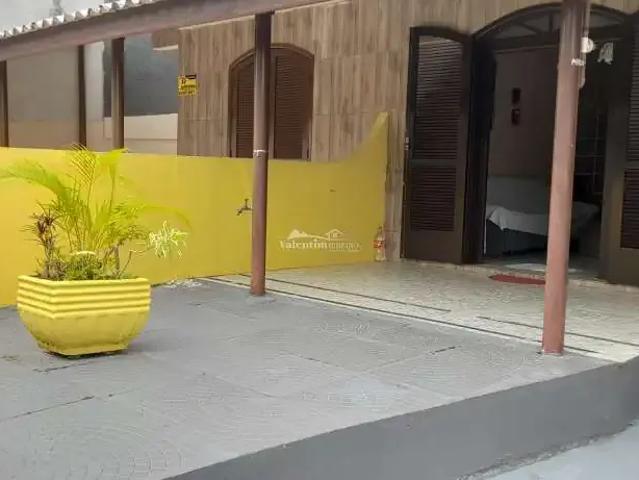 Casa / Sobrado para Locação em Pontal do Paraná/PR Ipanema 3 Quartos