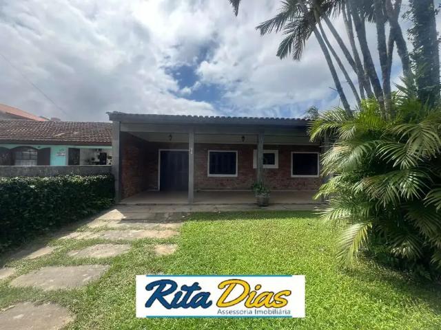 Casa / Sobrado para Locação em Pontal do Paraná/PR Pontal do Sul 4 Quartos