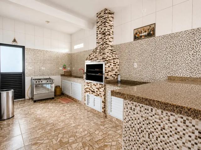 Casa / Sobrado para Locação em Pontal do Paraná/PR Pontal do Sul 5 Quartos