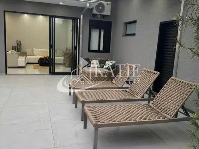 Casa / Sobrado para Locação em Pontal do Paraná/PR Praia de Leste 4 Quartos