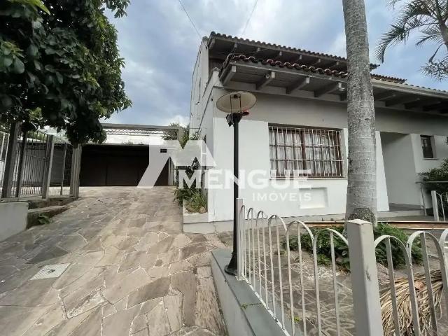 Casa / Sobrado para Locação em Porto Alegre/RS Coronel Aparício Borges 4 Quartos