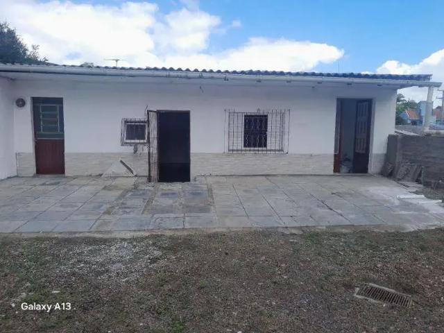 Casa / Sobrado para Locação em Porto Alegre/RS Cavalhada 1 Quartos