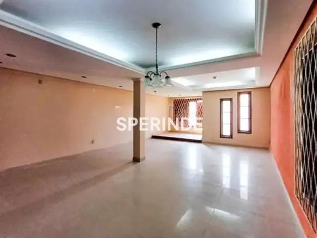 Casa / Sobrado para Locação em Porto Alegre/RS Cavalhada 3 Quartos