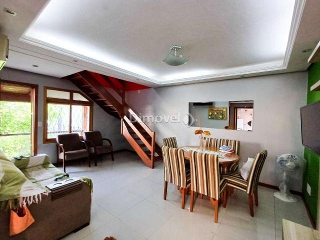Casa / Sobrado para Locação em Porto Alegre/RS Cavalhada 3 Quartos