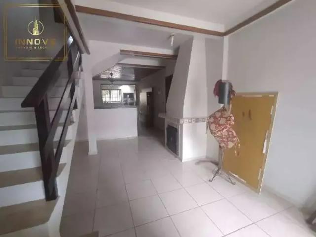 Casa / Sobrado para Locação em Porto Alegre/RS Cavalhada 4 Quartos