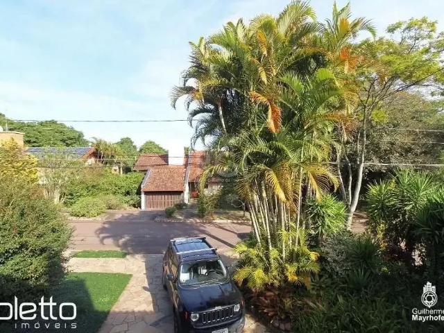 Casa / Sobrado para Locação em Porto Alegre/RS Cavalhada 5 Quartos