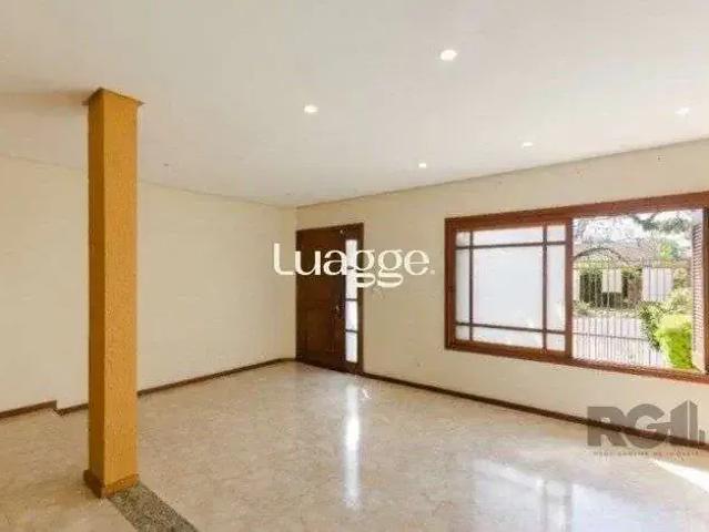 Casa / Sobrado para Locação em Porto Alegre/RS Camaquã 4 Quartos