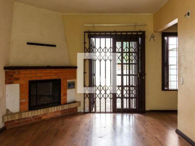 Casa / Sobrado para Locação em Porto Alegre/RS Campo Novo 4 Quartos