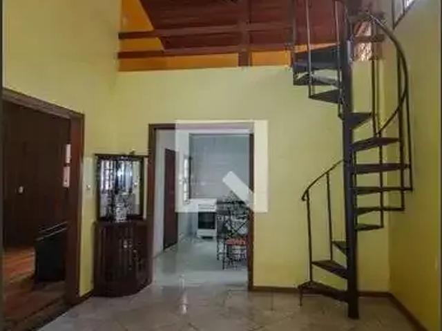 Casa / Sobrado para Locação em Porto Alegre/RS Campo Novo 2 Quartos