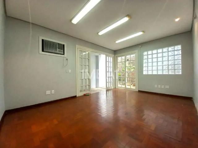 Casa / Sobrado para Locação em Porto Alegre/RS Centro Histórico 5 Quartos
