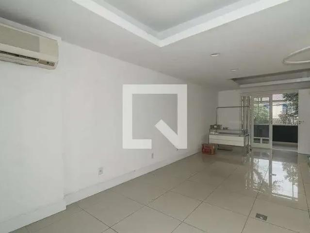 Casa / Sobrado para Locação em Porto Alegre/RS Chácara das Pedras 4 Quartos