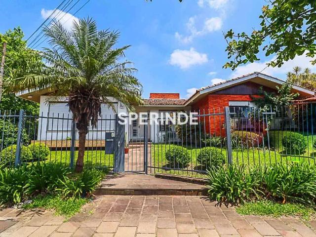 Casa / Sobrado para Locação em Porto Alegre/RS Chácara das Pedras 4 Quartos