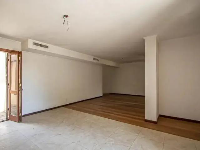 Casa / Sobrado para Locação em Porto Alegre/RS Chácara das Pedras 4 Quartos