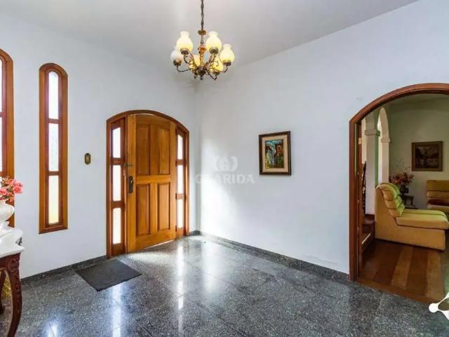 Casa / Sobrado para Locação em Porto Alegre/RS Chácara das Pedras 6 Quartos