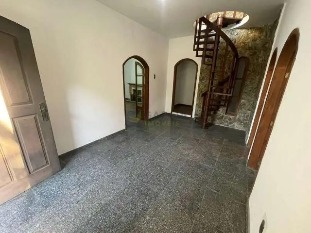 Casa / Sobrado para Locação em Porto Alegre/RS Chácara das Pedras 6 Quartos